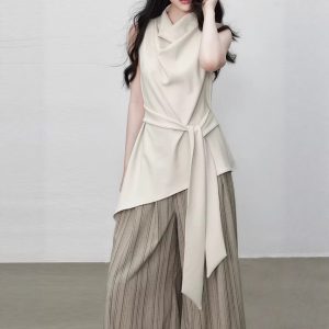 Yuzhi high-quality sleeveless top summer lace-up waist-hugging design temperament beige-white shirt for women